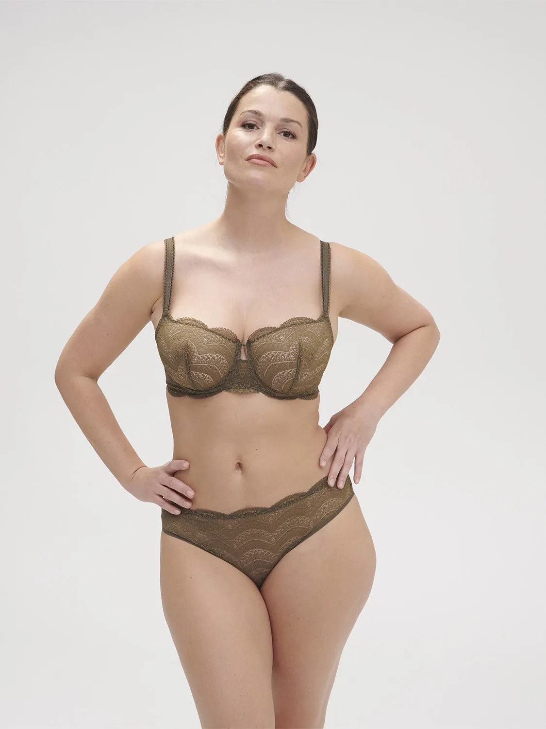 Karma Sheer Demi - Adventure Green