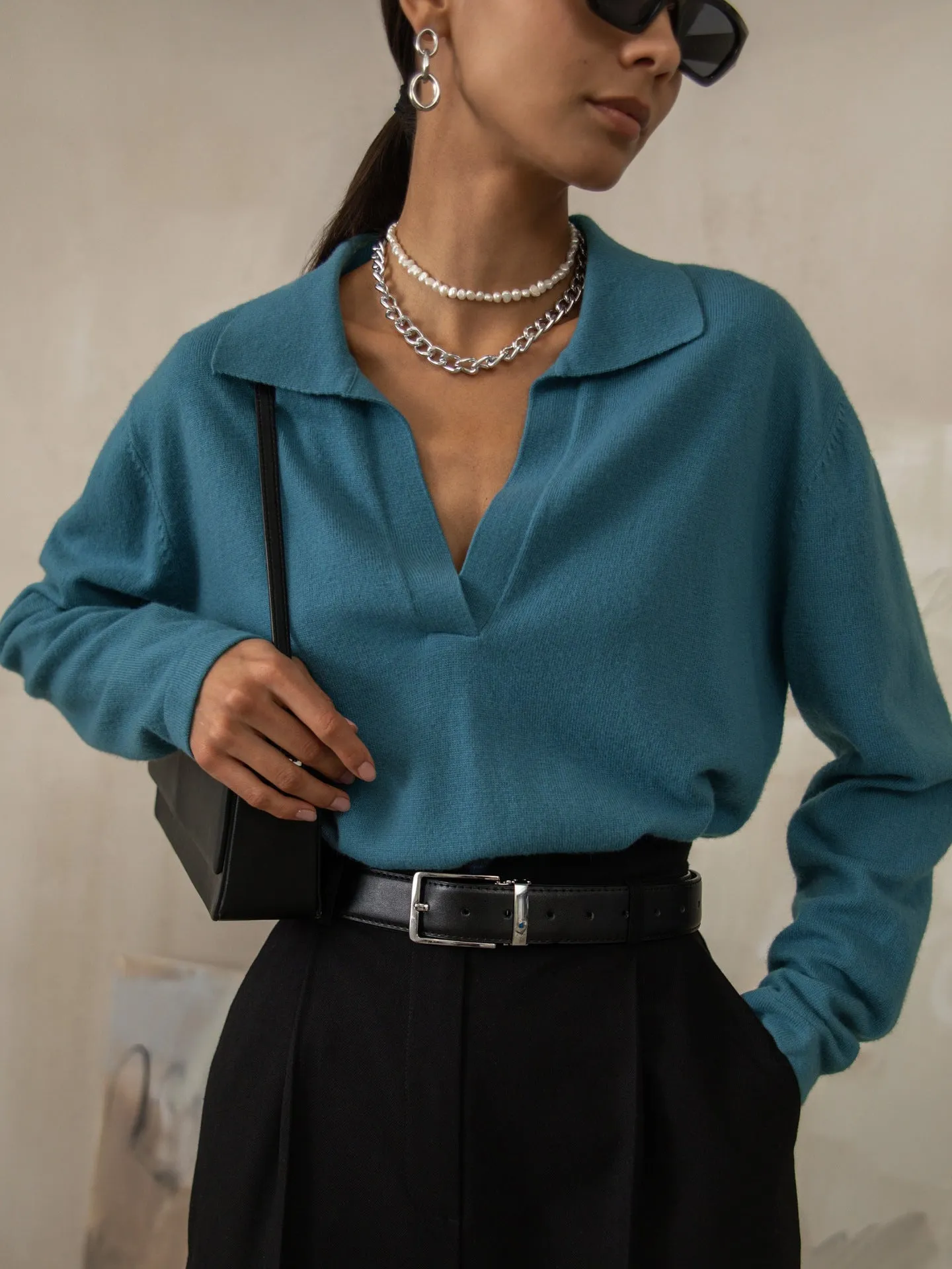 Temperament And Elegant Long-sleeved Retro Loose Warm Bottoming Shirt